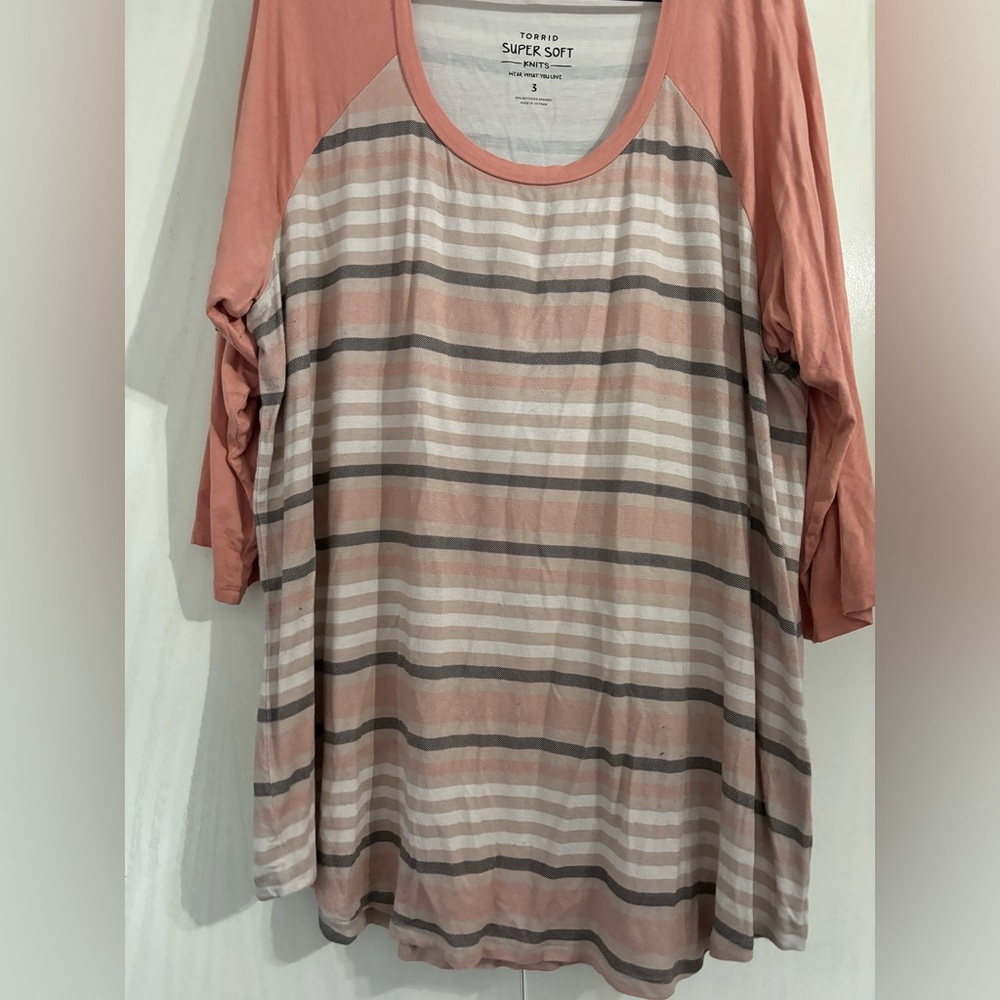 Torrid size 3 top.